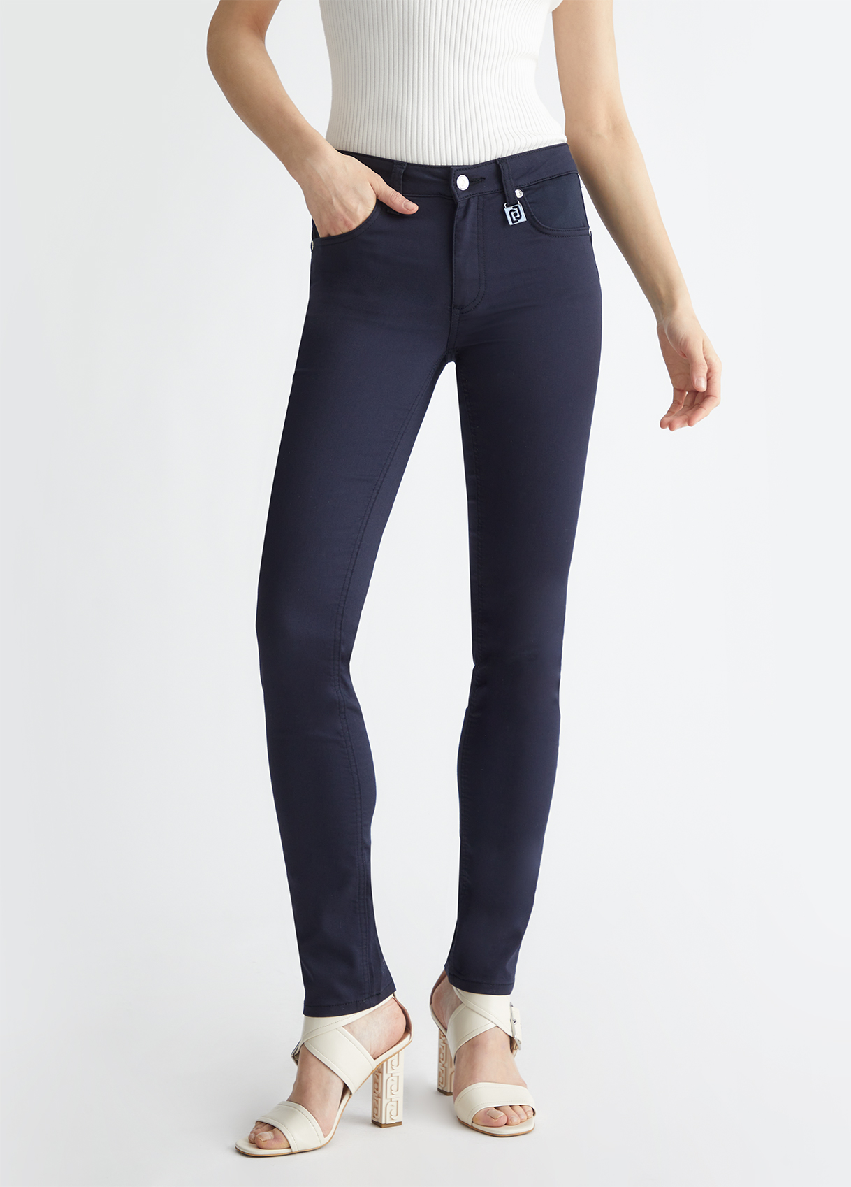 Liu jo Pantaloni slim fit con charm LJ ecosostenibile MA4382T714493921